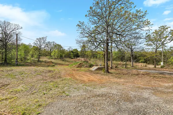 849 Dozer Road, Eufaula, OK 74432