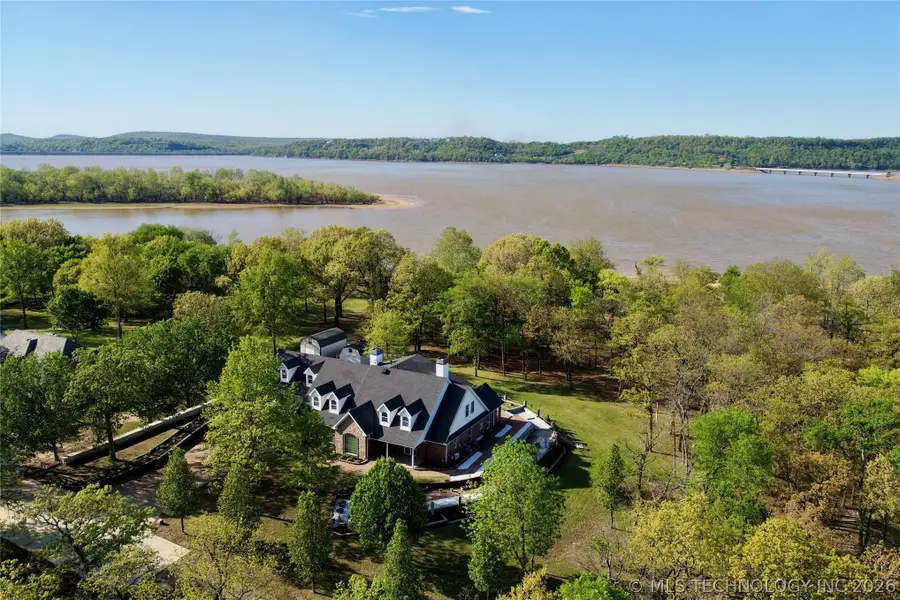 25 E Shoreline Drive, Eufaula, OK 74432 - #3