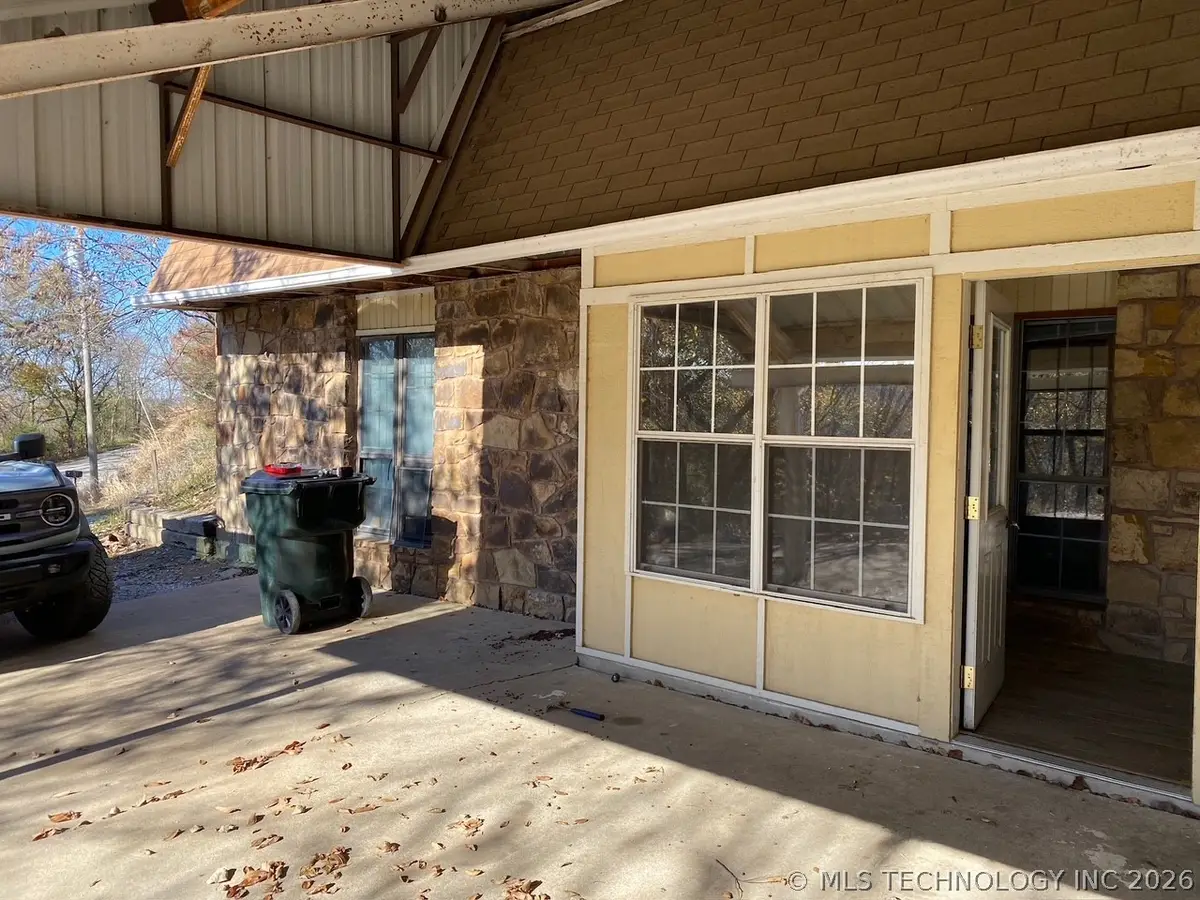 11201 S Edgewater Road, Claremore, OK 74017 - #1