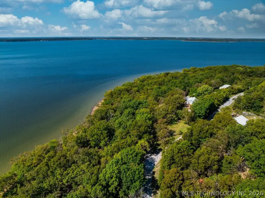 11201 S Edgewater Road, Claremore, OK 74017 - #2