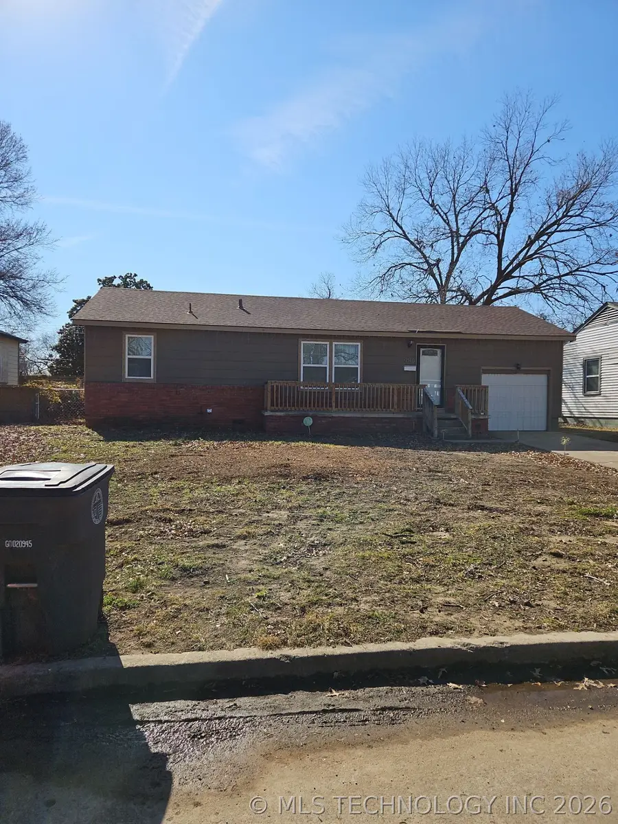 9140 E 4th Street, Tulsa, OK 74112 - #2