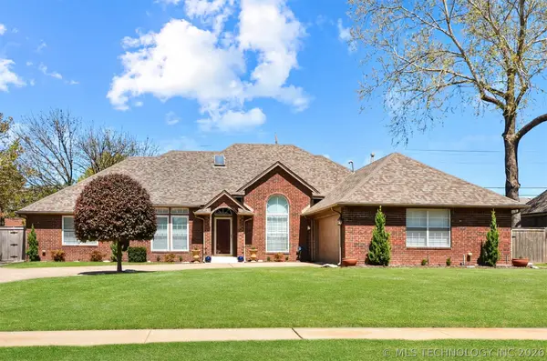 5408 W Orlando Circle, Broken Arrow, OK 74011