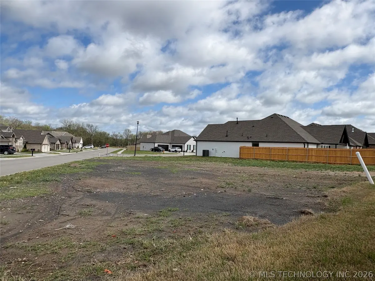 2036 E 129th Place S, Jenks, OK 74037 - #1