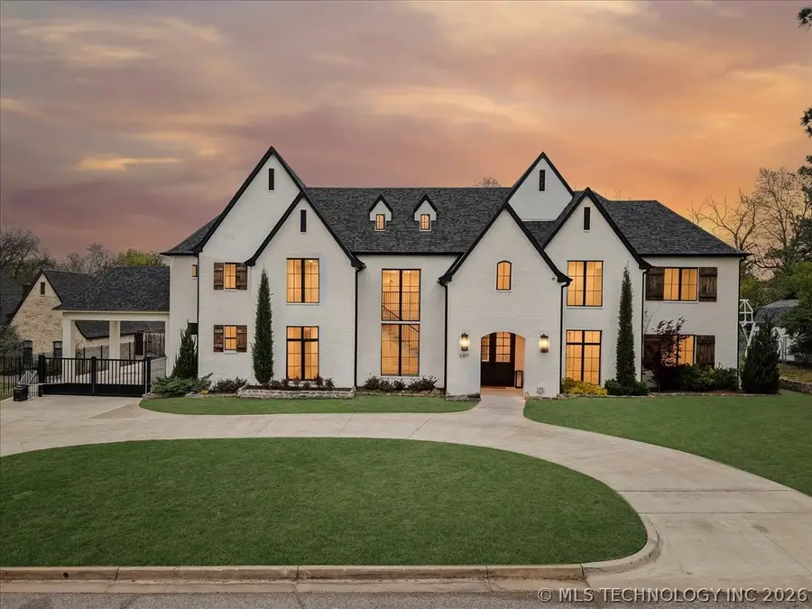 3207 E 44th Street, Tulsa, OK 74105 - #2