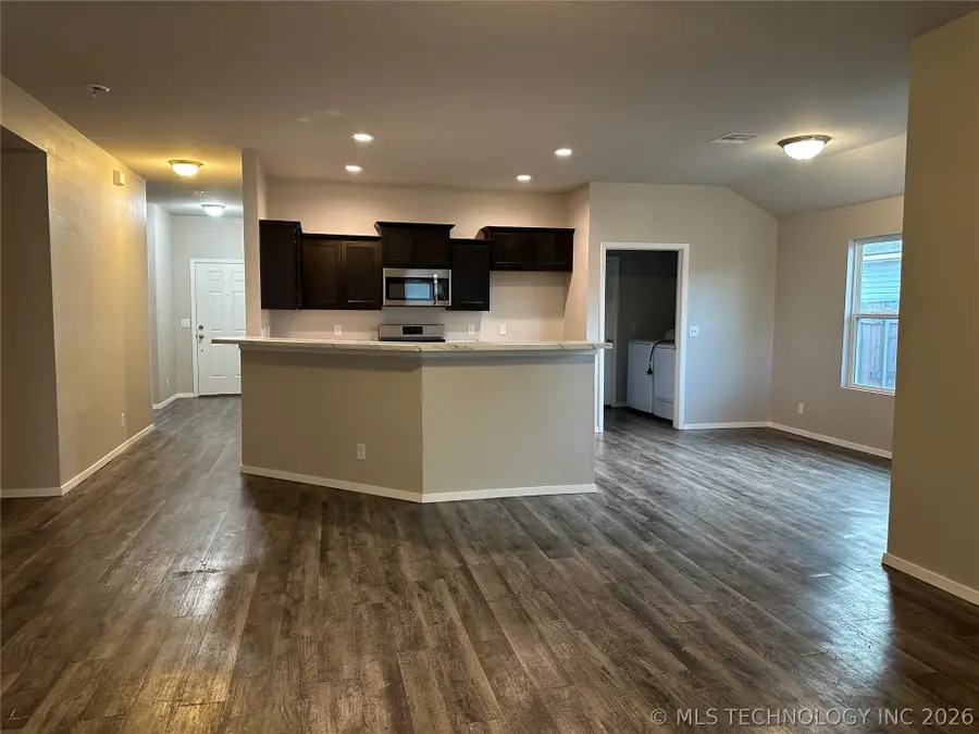 7513 E 145th Street N, Collinsville, OK 74021 - #2