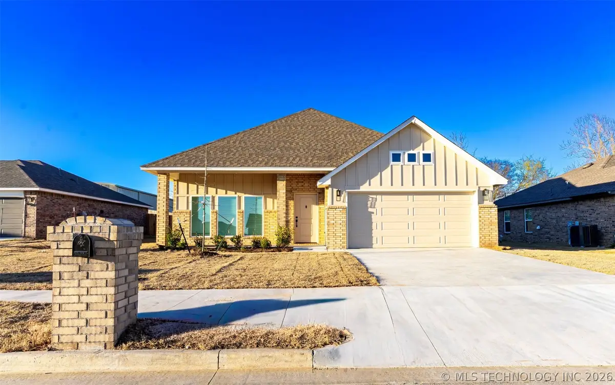 2524 W Main Street, Collinsville, OK 74021 - #1