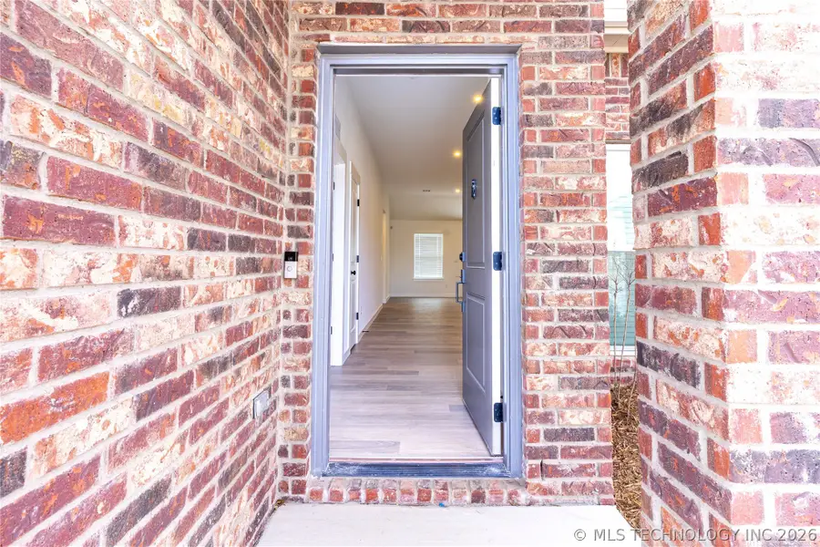 2417 W Main Street, Collinsville, OK 74021 - #3