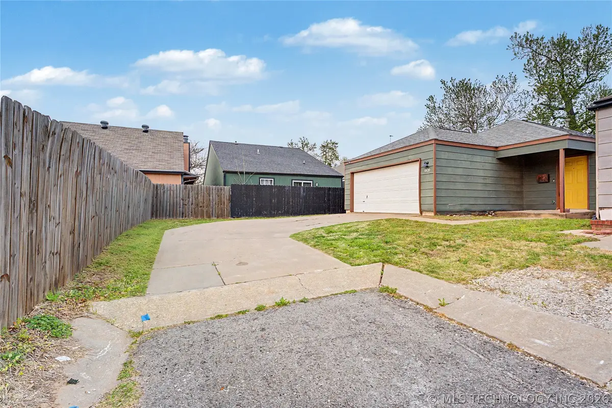 1609 E 66th Place, Tulsa, OK 74136 - #1