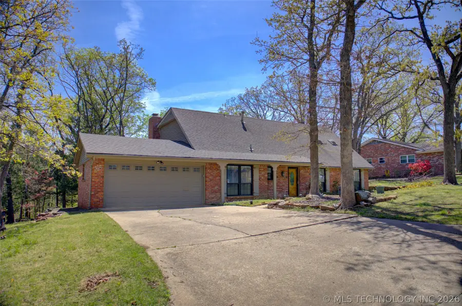 2920 Ridge Court, Bartlesville, OK 74006 - #2