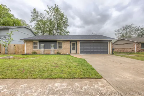 217 W Edgewater Street, Broken Arrow, OK 74012