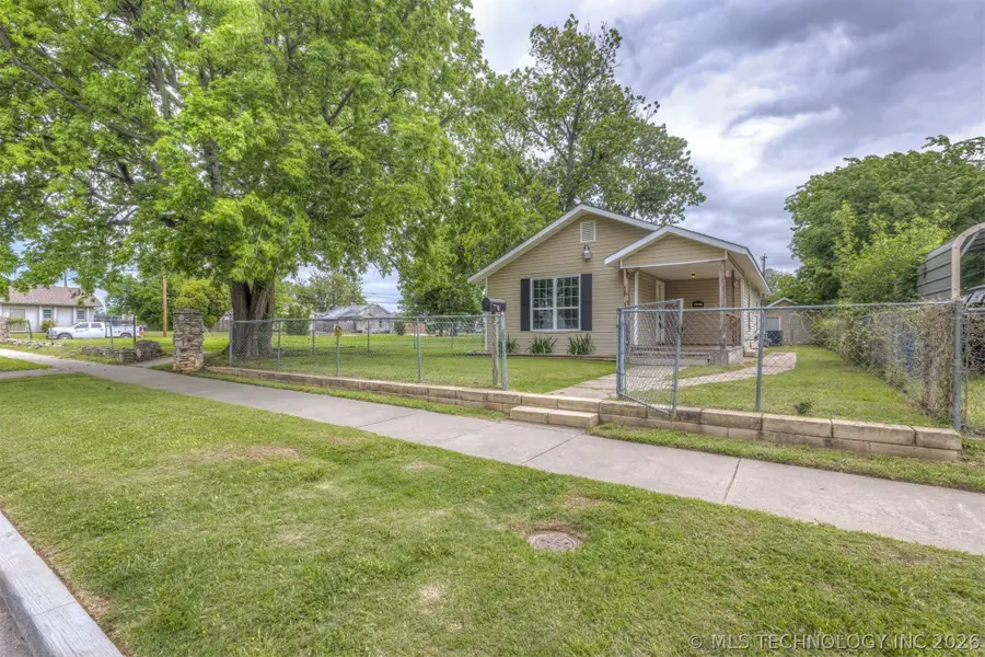 427 S Trenton Avenue, Tulsa, OK 74120 - #2
