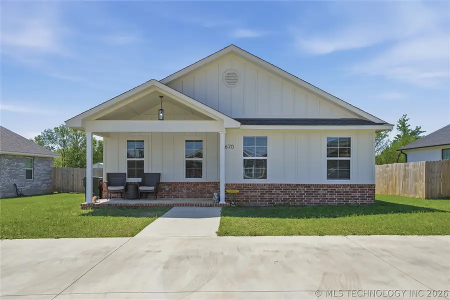 670 Lee Creek Loop, Sallisaw, OK 74955 - #2