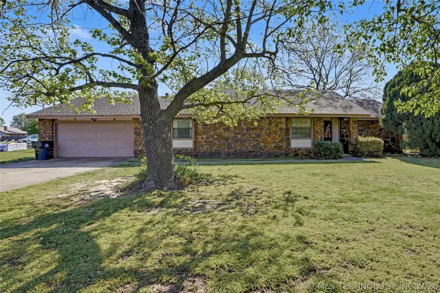 8217 N 165th Avenue, Owasso, OK 74055 - #2