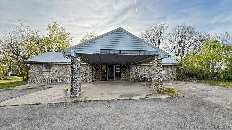 17371 N Bryant Road, Tahlequah, OK 74464 - #2