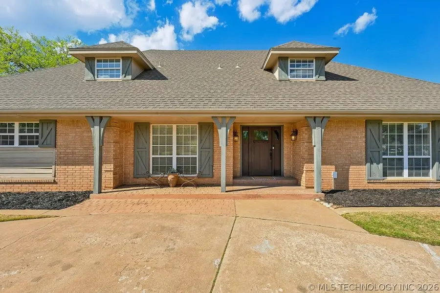 710 Meadowood Drive, Broken Arrow, OK 74011 - #3