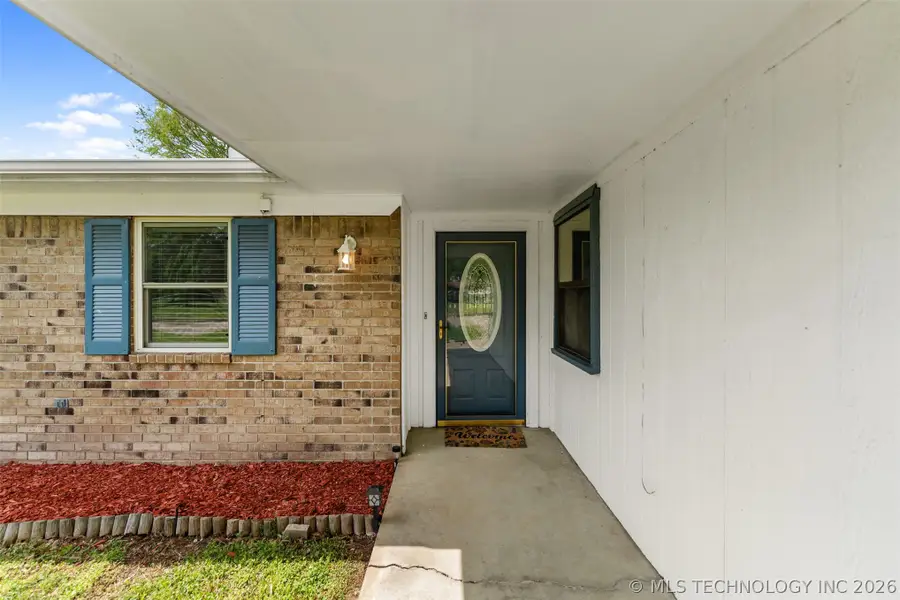 1208 Colonial Drive, Pryor, OK 74361 - #3