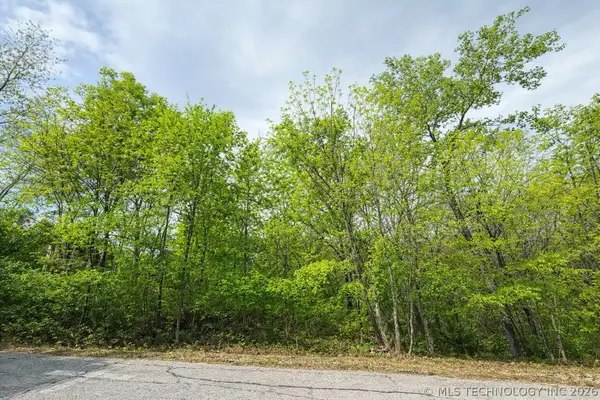 S 13th Place, Jenks, OK 74037