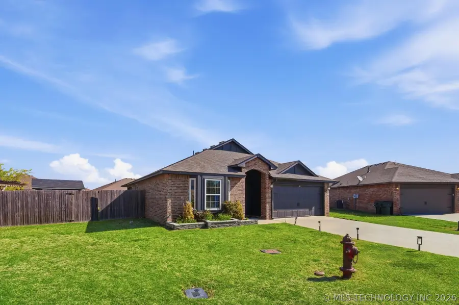 13364 N 133rd East Avenue, Collinsville, OK 74021 - #3