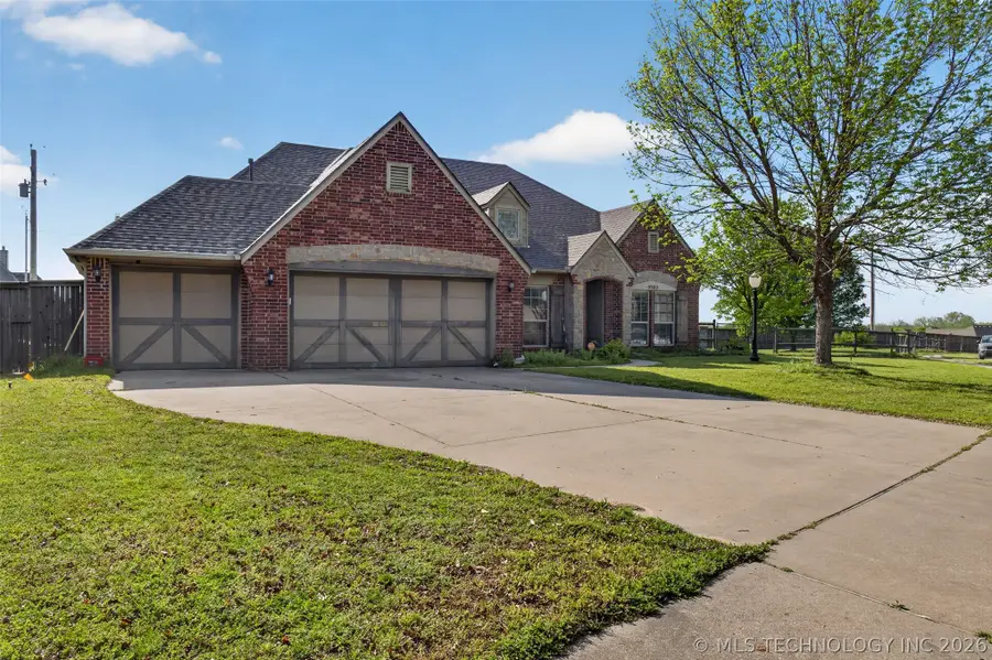 9302 N 98th East Court, Owasso, OK 74055 - #2