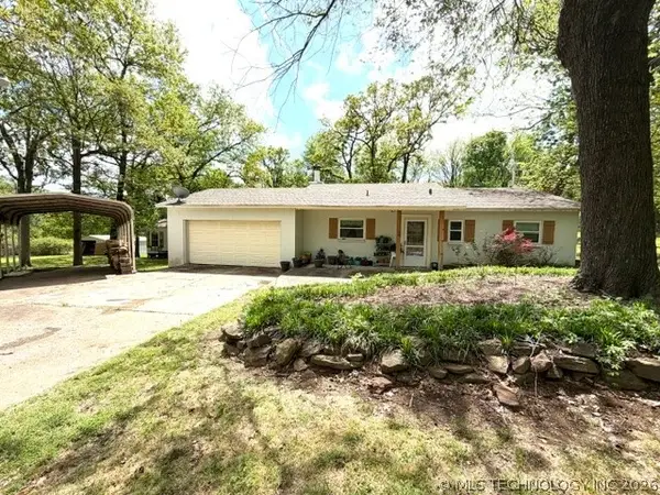 33978 Eagle Circle, Wagoner, OK 74467