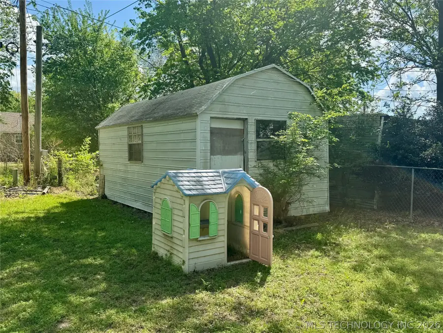 2217 Fredonia Street, Muskogee, OK 74403 - #3