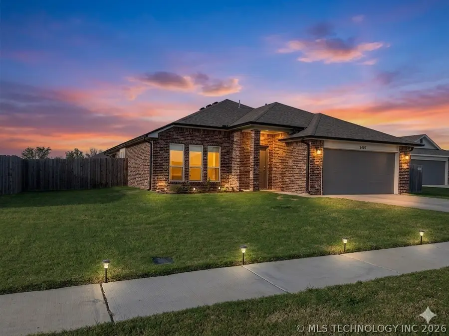 1407 E 150 Street S, Glenpool, OK 74033 - #3