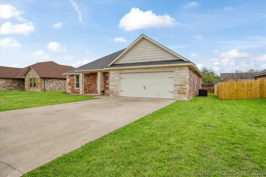 3425 Overland Drive, Durant, OK 74701 - #3