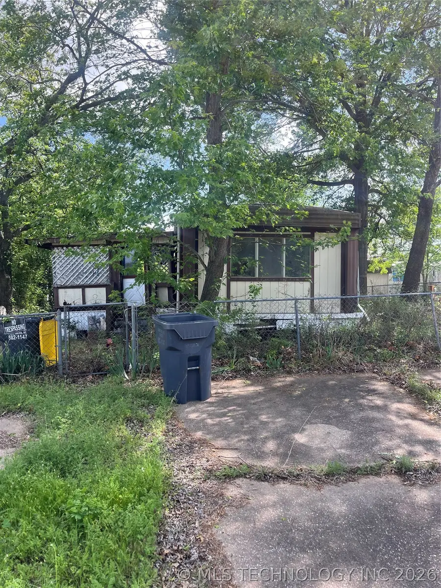 808 W 137th Street, Glenpool, OK 74033 - #3