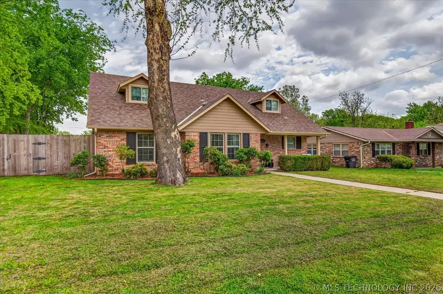 1242 May Lane, Bartlesville, OK 74006 - #3