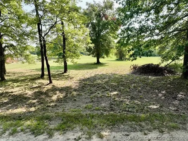 04 Meadowood, Checotah, OK 74426 - #2