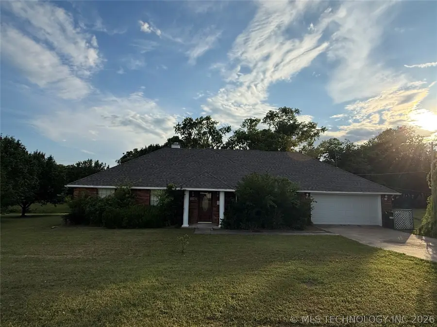 1726 Lakeview Drive, Sulphur, OK 73086 - #2
