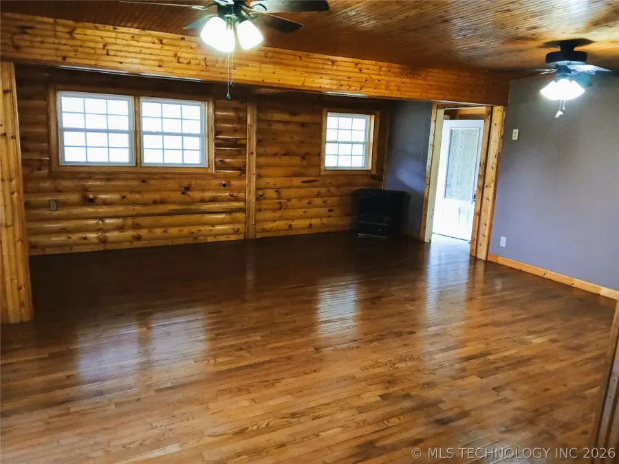 642 Mississippi Street, Nowata, OK 74048 - #2