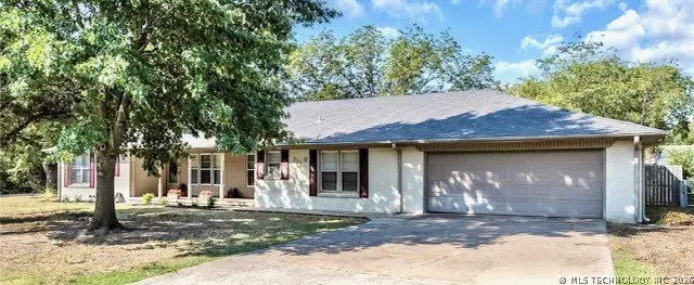 711 SW N Street, Ardmore, OK 73401 - #2