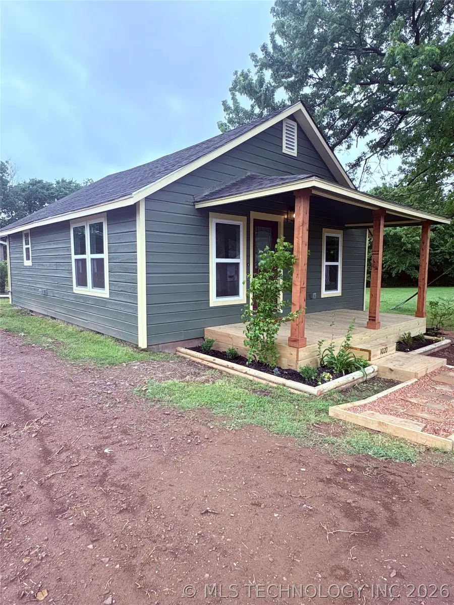 1020 W Creek Avenue, Checotah, OK 74426 - #2