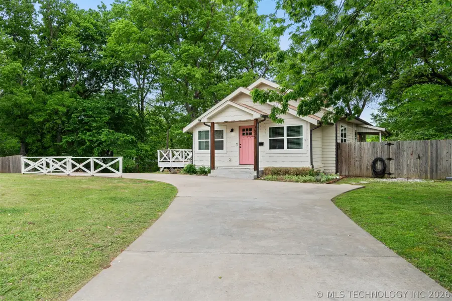 3635 S Louisville Avenue, Tulsa, OK 74135 - #3