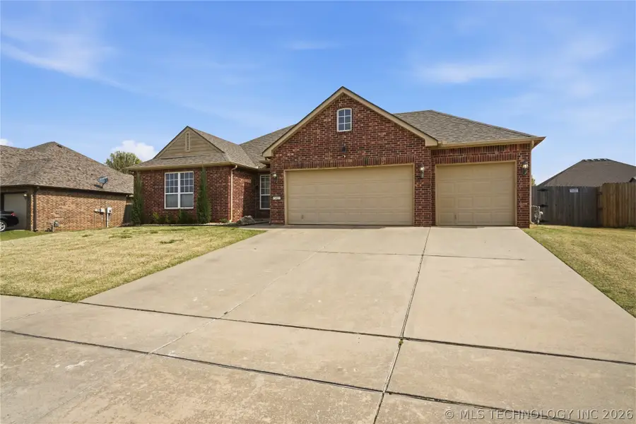 5405 N 31st Street, Broken Arrow, OK 74014 - #2
