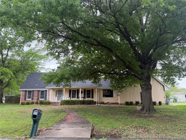 108 S Bettes Avenue, Wagoner, OK 74467