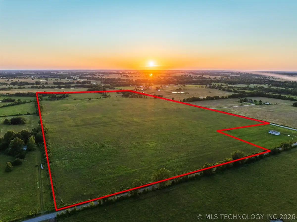 77 Old Highway 10 Highway, Miami, OK 74354 - #1