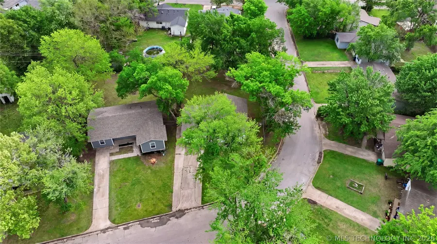 123 W Orleans Avenue, Sapulpa, OK 74066 - #3