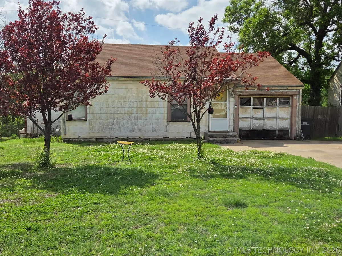 1623 SW Jennings, Bartlesville, OK 74003 - #1