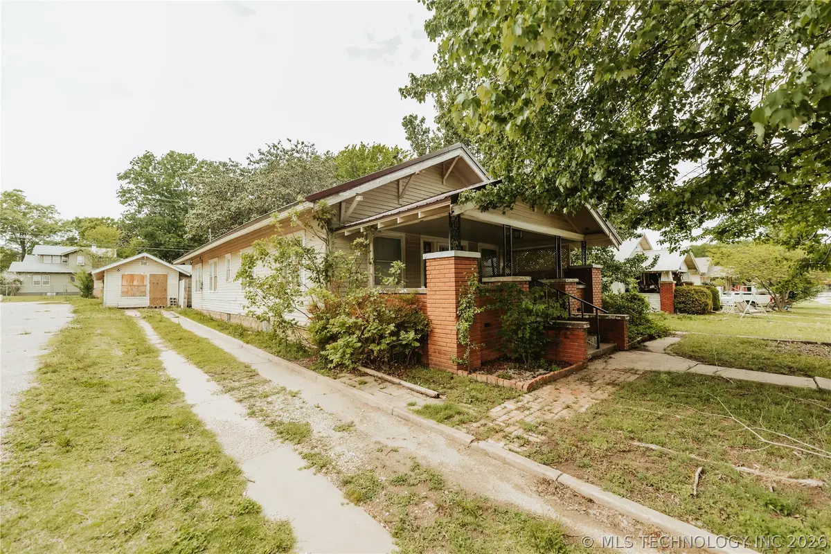 329 S Main Street, Fairfax, OK 74637 - #1