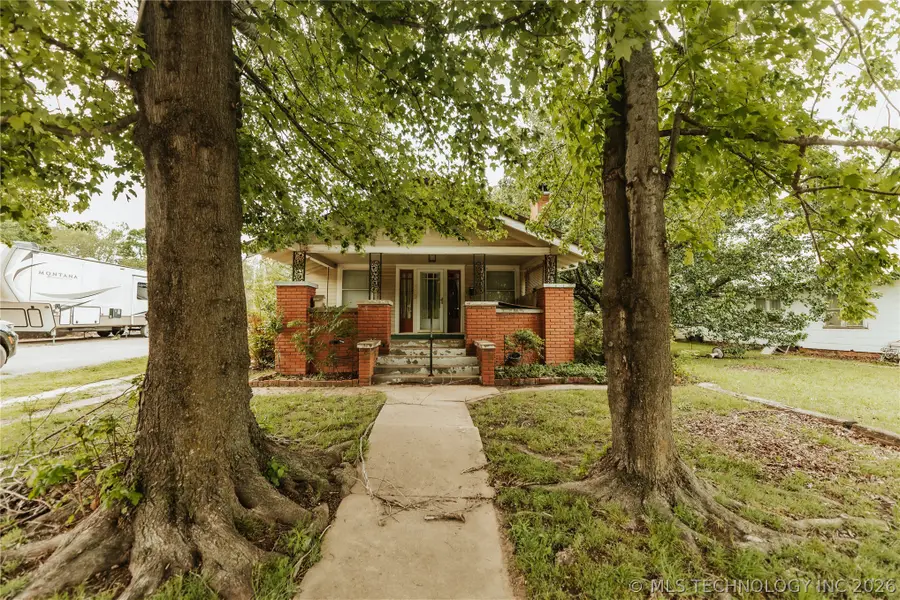 329 S Main Street, Fairfax, OK 74637 - #3