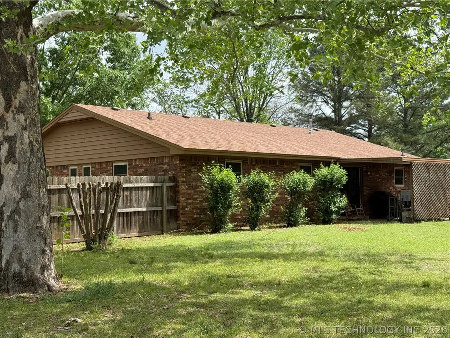 226 Quinn, Ardmore, OK 73401 - #2