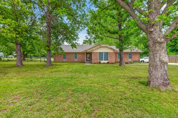 20805 S 4110 Road, Claremore, OK 74019