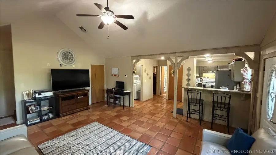 82 N Timberlane Cove Road, Cleveland, OK 74020 - #3