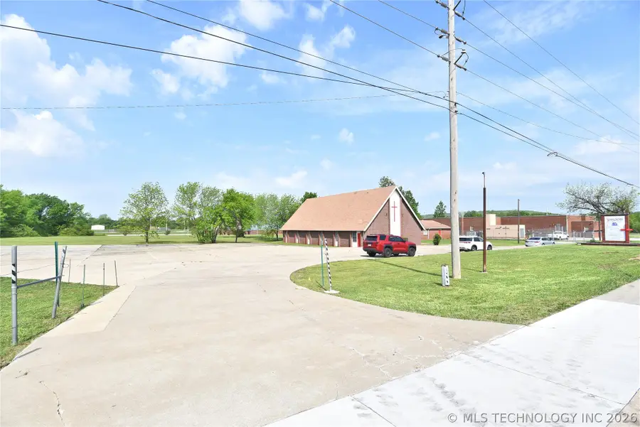 5460 N Peoria Avenue, Tulsa, OK 74126 - #2