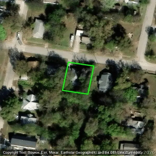 720 NE 4th Street, Ardmore, OK 73401 - #2