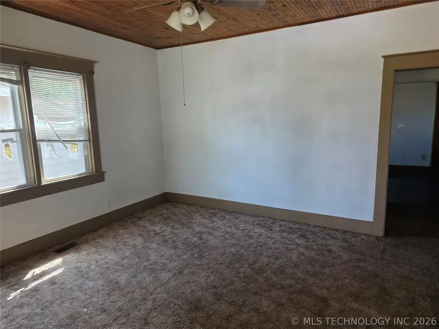 314 N 17th Street, Collinsville, OK 74021 - #3