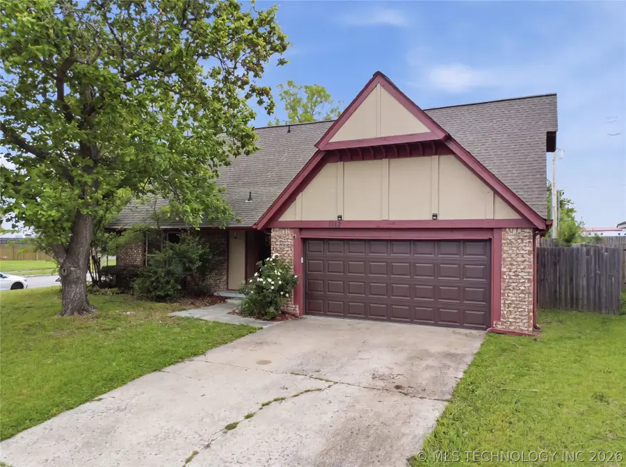 1112 W Queens Place, Broken Arrow, OK 74012 - #3