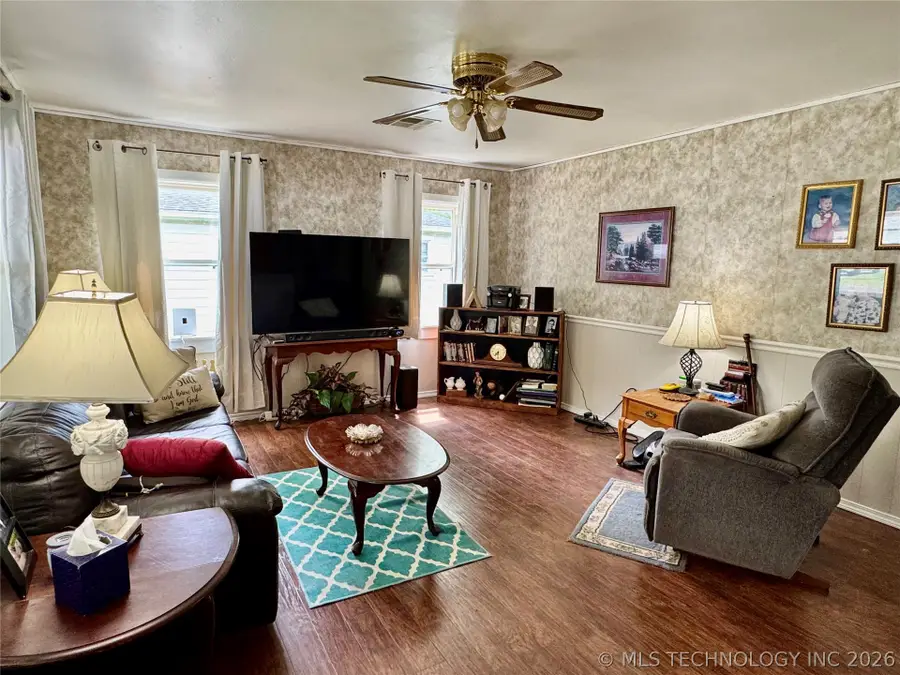 10 Ross Street, Pryor, OK 74361 - #3